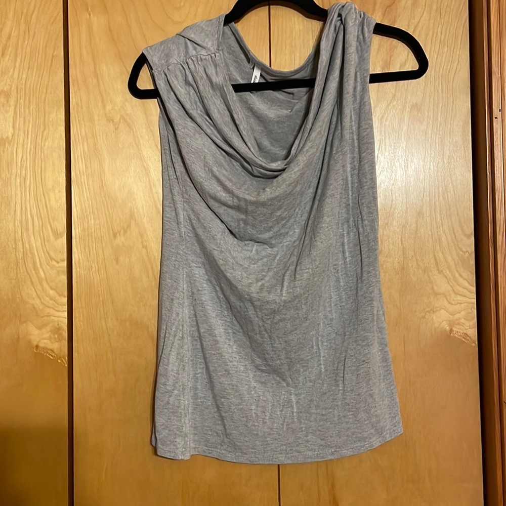 Bundle of two tanks